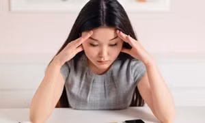 Nguyên nhân phụ nữ mắc nhiều triệu chứng hậu COVID hơn nam giới