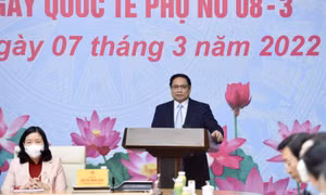 Rà soát ngay việc hỗ trợ phụ nữ và trẻ em gặp khó khăn; khẩn trương xây dựng đề án đào tạo cán bộ nữ