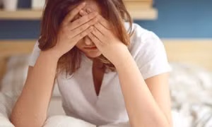 Nếu thấy 4 triệu chứng này vào buổi sáng, có thể bạn mắc bệnh gan