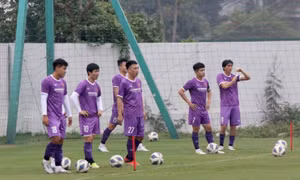 Hải Huy và Xuân Trường dương tính với COVID-19, nguy cơ lỡ trận gặp Oman