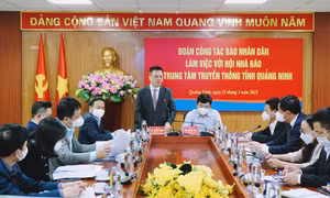 Báo Nhân Dân làm việc với Hội Nhà báo tỉnh, Trung tâm Truyền thông tỉnh