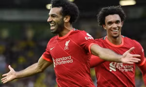 Liverpool thắng nhẹ, tiếp tục gây sức ép lên Man City
