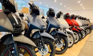 Giá xe máy tháng 3, Honda SH bất ngờ tăng hơn chục triệu gây sốt