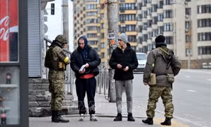 Thủ đô Kiev của Ukraine áp đặt lệnh giới nghiêm