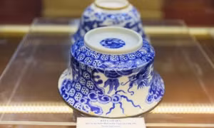 Ngắm cổ vật hoàng cung, hiểu thêm về văn hóa cung đình Huế