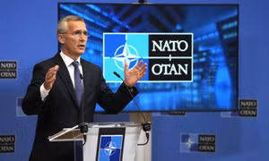 NATO hối thúc Nga chấm dứt chiến dịch ở Ukraine