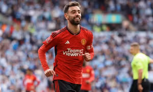 Bayern gây sốc, xác định ký hợp đồng với Fernandes