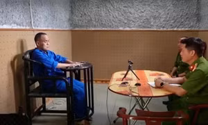 Điện Biên khởi tố, bắt tạm giam một đối tượng dùng súng kíp sát hại vợ bất thành