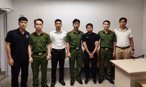 Phối hợp, dẫn giải đối tượng trốn truy nã từ Hàn Quốc về Việt Nam