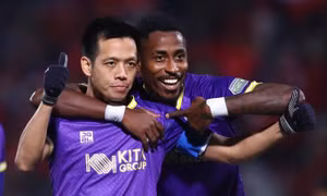 Kết quả V.League: Hà Nội FC hết hy vọng vô địch, HAGL thoát hiểm