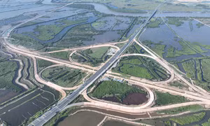 Nút giao Đầm Nhà Mạc tăng tốc thi công