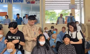 Mới nhất vụ 'ăn chặn' tóc hiến tặng bệnh nhân ung thư