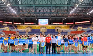 Khai mạc Giải vô địch cầu lông các CLB tỉnh năm 2024