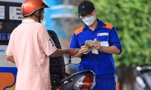 Giá xăng về dưới 22.000 đồng một lít