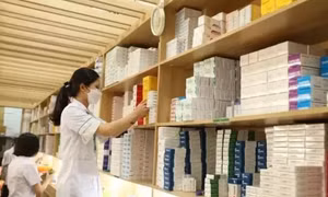 Đề xuất cấm mua bán thuốc qua mạng xã hội