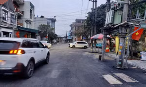 Tăng cường bố trí nguồn lực nâng cấp, chỉnh trang đô thị, đảm bảo ATGT