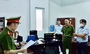 Khởi tố, bắt tạm giam nguyên Giám đốc chi nhánh Văn phòng Đăng ký đất đai thị xã Vĩnh Châu (Sóc Trăng)