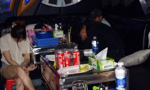 Công an đột kích quán karaoke, phát hiện 33 đối tượng dương tính với ma túy