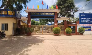 Gia Lai: 19 học sinh nhập viện sau khi ăn tại bếp ăn tập thể của trường