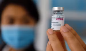 288.000 liều vaccine AstraZeneca về đến Việt Nam trong đêm