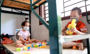 Hỗ trợ tiền ăn 80.000 đồng/ngày cho trẻ em đang điều trị, cách ly