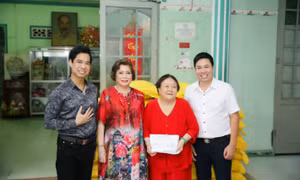 Danh ca Ngọc Sơn: "Hạnh phúc của tôi là cho đi"