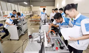 Đề xuất về dạy văn hóa trong trường nghề