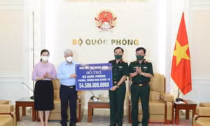 Phát động trực tuyến đợt cao điểm quyên góp ủng hộ phòng, chống dịch Covid-19