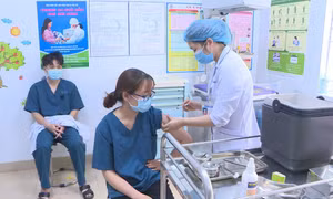 Quảng Ninh hưởng ứng tuần lễ tiêm chủng thế giới 2021