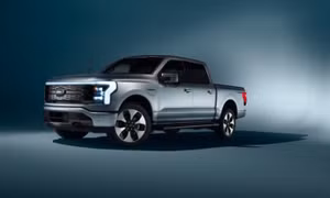 Lộ diện xe bán tải chạy điện Ford F-150 Lightning 2022, giá hơn 900 triệu đồng