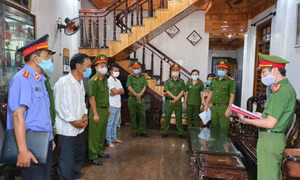 Ba cha con kê khống 353 ngôi mộ giả, chiếm đoạt hơn 700 triệu đồng