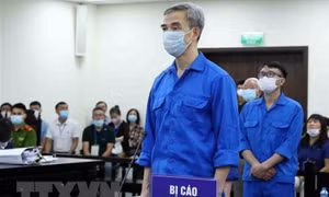 Nguyên GĐ Bệnh viện Tim Hà Nội Nguyễn Quang Tuấn bị phạt 3 năm tù