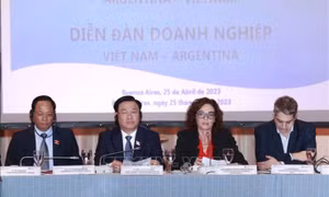 Chủ tịch Quốc hội Vương Đình Huệ dự Diễn đàn doanh nghiệp Việt Nam - Argentina