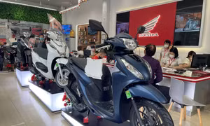 Honda bất ngờ tăng giá hàng loạt mẫu xe máy tại thị trường Việt Nam