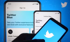 Twitter thu hồi tick xanh ‘người sống’, cấp xác thực cho tài khoản người đã mất