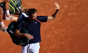 Medvedev, Tsitsipas dừng bước ở tứ kết Monte Carlo Masters