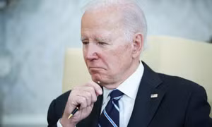 Tỷ lệ ủng hộ ông Biden gần thấp nhất nhiệm kỳ