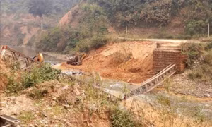 Lai Châu: Sập cầu tạm thủy điện khiến khiến 3 người thương vong 