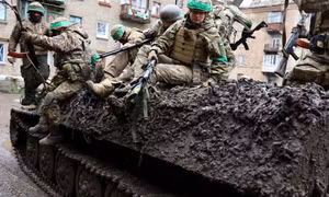 Ukraine báo cáo giao tranh đẫm máu chưa từng thấy ở Bakhmut