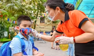 Xuất hiện chùm ca mắc COVID-19 trong trường học, Bộ GD&ĐT chỉ đạo khẩn