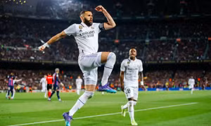 Benzema lập hat-trick giúp Real đại thắng Barca