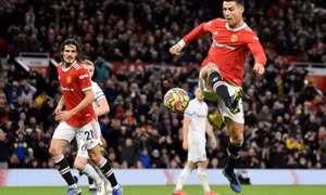 Ronaldo giúp Man Utd thắng dễ Burnley