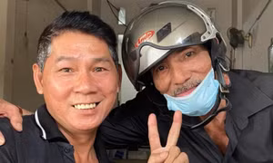 Thương Tín làm shipper
