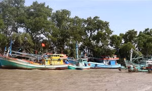 Bắc Bộ mưa nhỏ rải rác, từ Quảng Ninh đến Cà Mau có gió mạnh trên biển