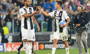 Cựu sao Juventus và Bayern Munich chính thức thông báo giải nghệ