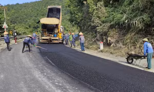 Đẩy nhanh tiến độ nâng cấp các tuyến đường