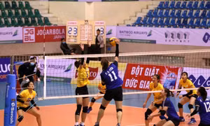 Bóng chuyền nữ Than Quảng Ninh lần đầu trở lại top 4 sau 10 năm