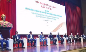 Ngoại giao kinh tế - Lấy doanh nghiệp làm trung tâm phục vụ