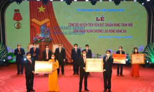 Lễ công bố Quyết định công nhận huyện Tiên Yên đạt chuẩn nông thôn mới năm 2019, đón nhận Huân chương lao động hạng Ba, tháng 12-2021