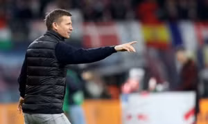 Leipzig sa thải HLV trước thềm gặp Man City